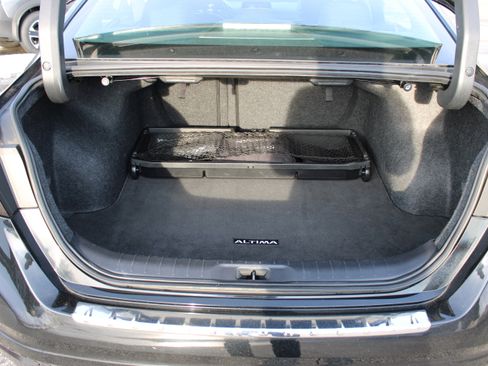 Certified 2021 Nissan Altima 2.5 Platinum image 8