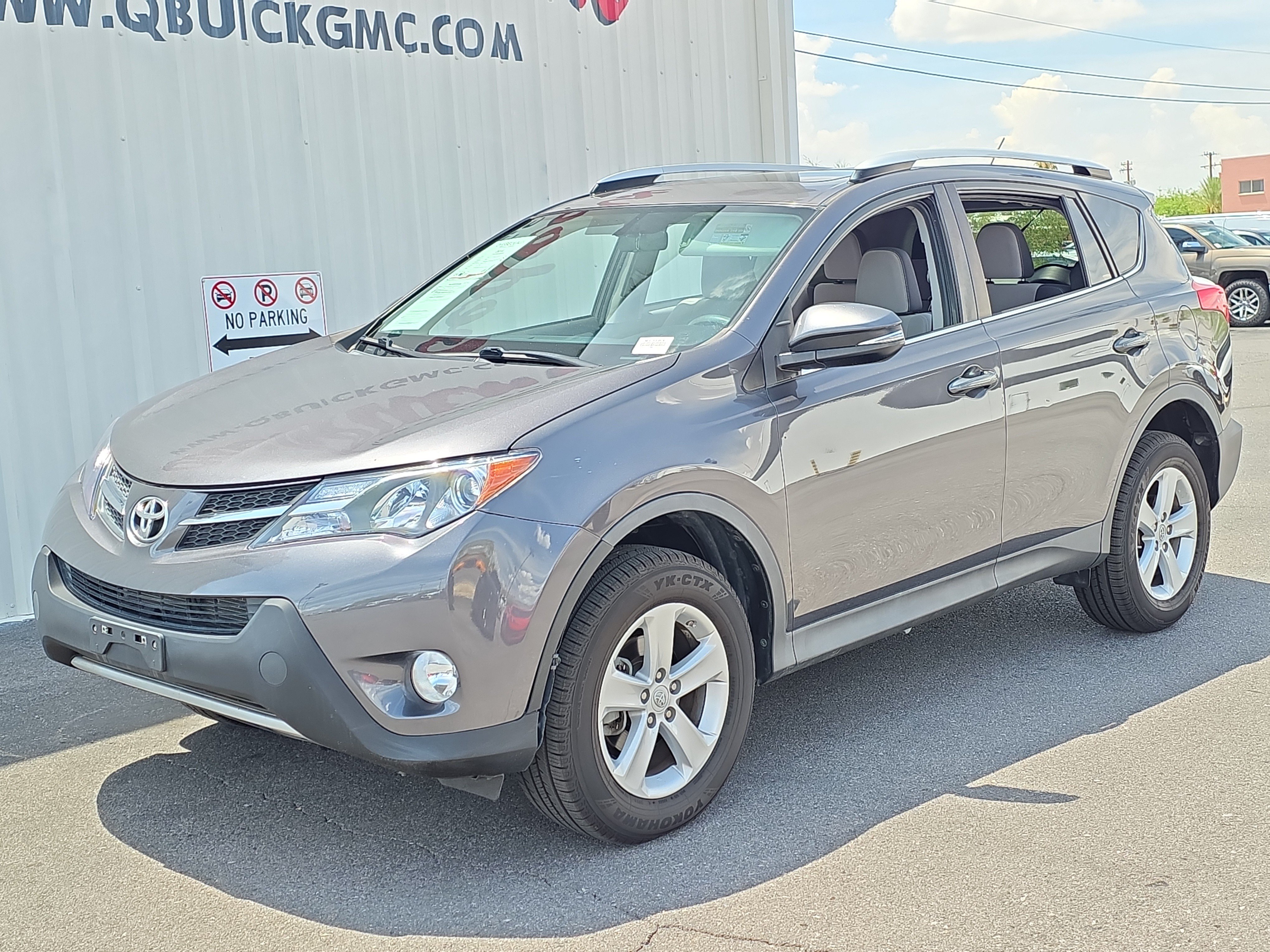 Used 2014 Toyota RAV4 XLE FWD image 3