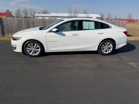 Used 2024 Chevrolet Malibu LT FWD image 2