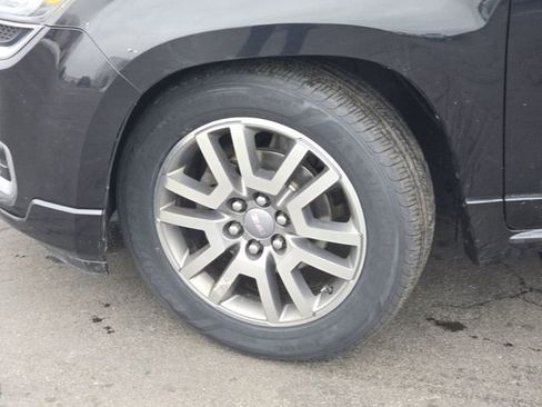 Used 2013 GMC Acadia Denali image 24