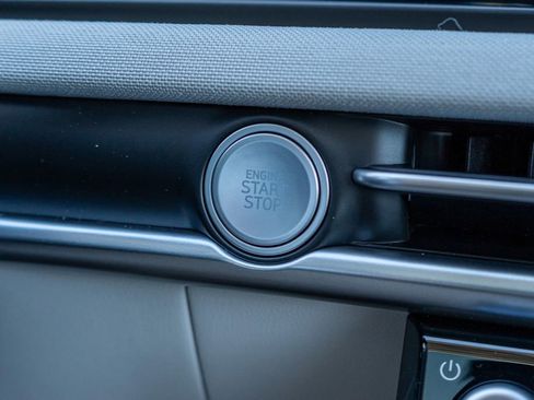 New 2025 Hyundai Tucson Limited image 30