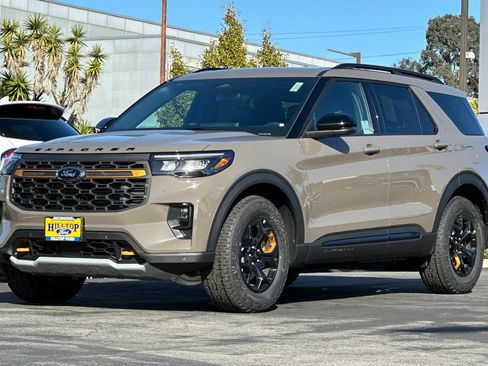 New 2026 Ford Explorer Tremor w/ Tremor Ultimate Package AWD/4WD image 8