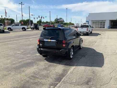 Used 2008 Chevrolet HHR LT FWD image 7