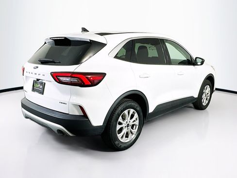 Used 2024 Ford Escape Active AWD/4WD image 9