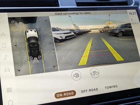 New 2024 Land Rover Discovery Dynamic SE image 10