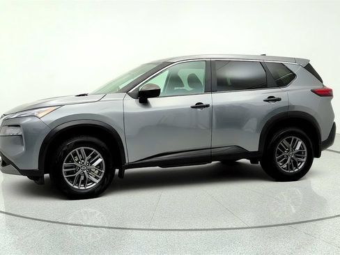 Used 2023 Nissan Rogue S AWD/4WD image 8