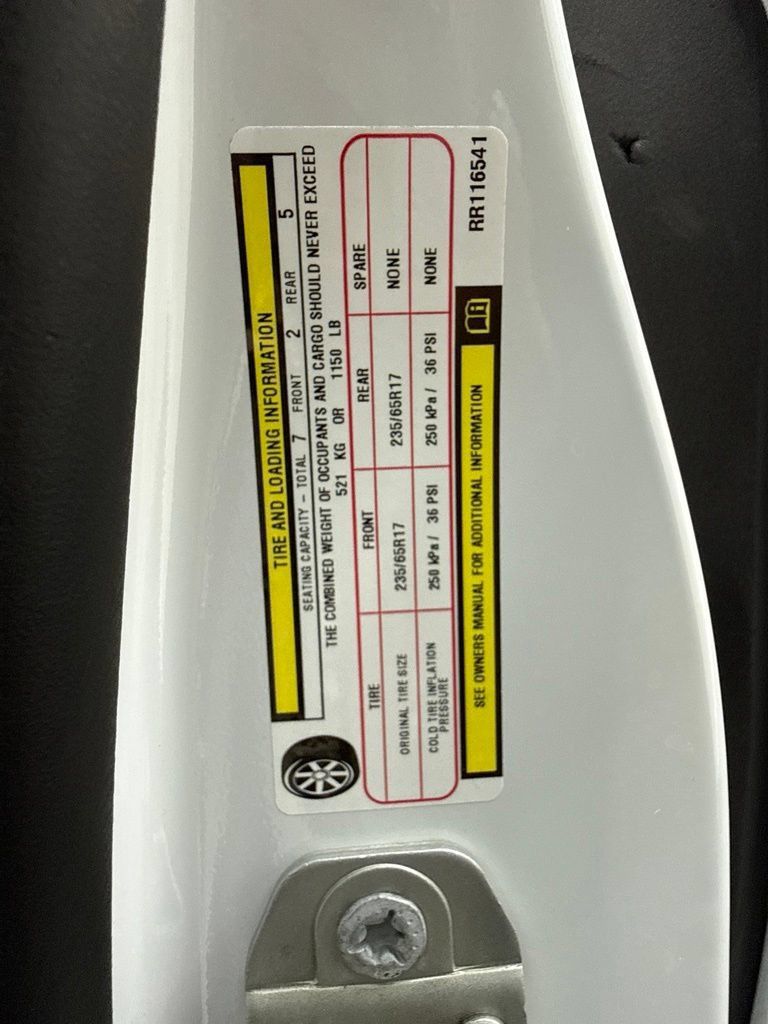 Used 2024 Chrysler Pacifica Touring-L FWD image 37