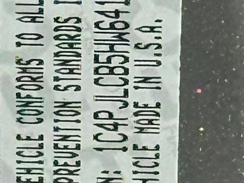 Used 2017 Jeep Cherokee Latitude image 32