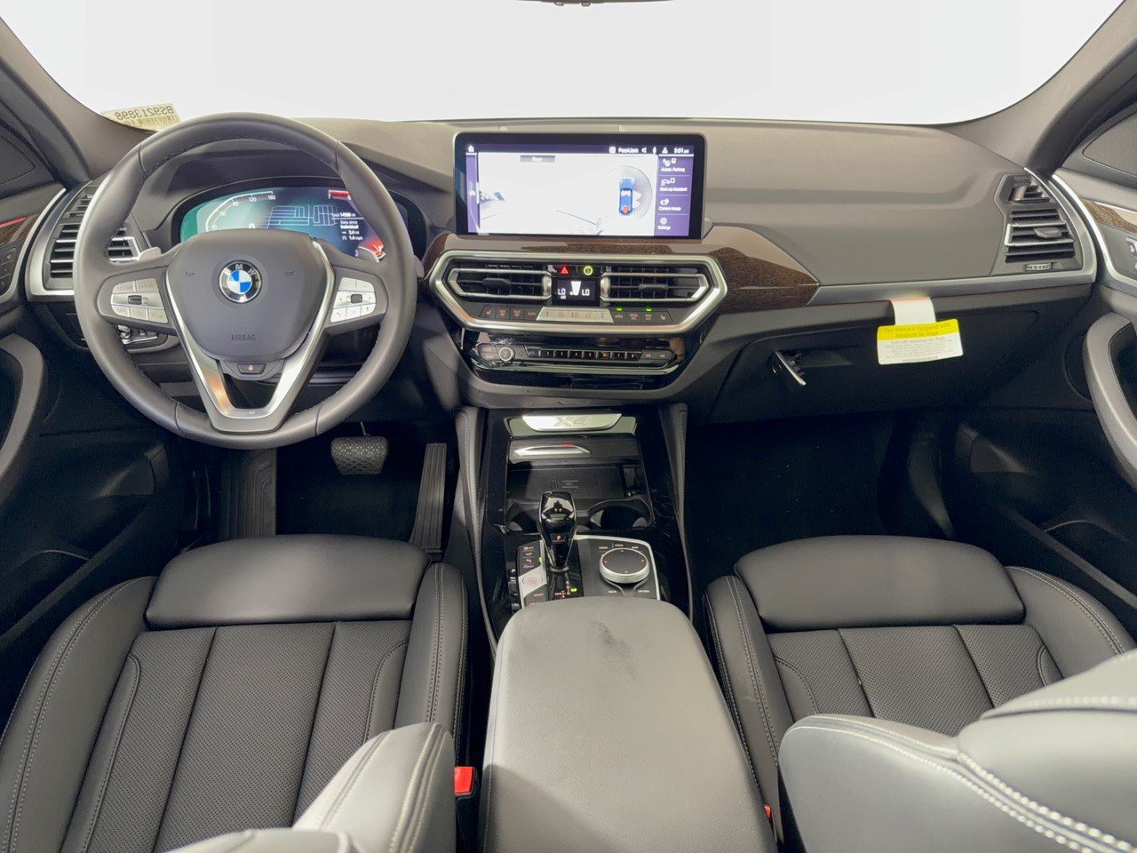 Used 2025 BMW X4 xDrive30i AWD/4WD image 17