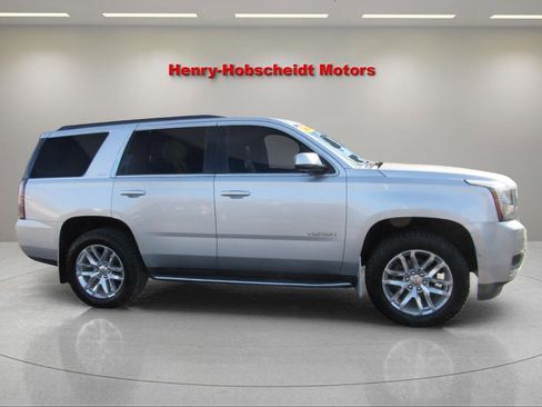 Used 2018 GMC Yukon SLT w/ Open Road Package image 9