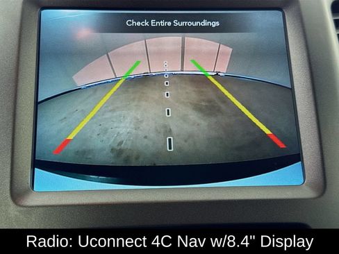 Used 2022 Jeep Cherokee Trailhawk w/ Sun, Sound & Nav Group AWD/4WD image 17