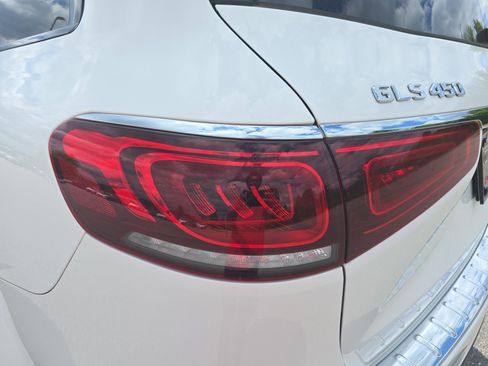 Used 2023 Mercedes-Benz GLS 450 4MATIC image 33