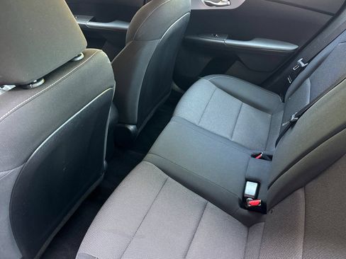 Certified 2024 Kia Forte LXS FWD image 12