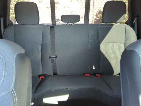 Used 2024 RAM 2500 Tradesman w/ Chrome Appearance Group image 20