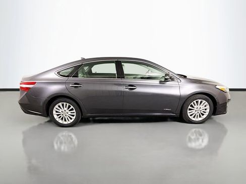 Used 2014 Toyota Avalon Limited image 8