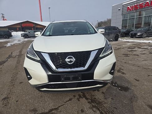 Used 2020 Nissan Murano SL w/ Moonroof Package image 2