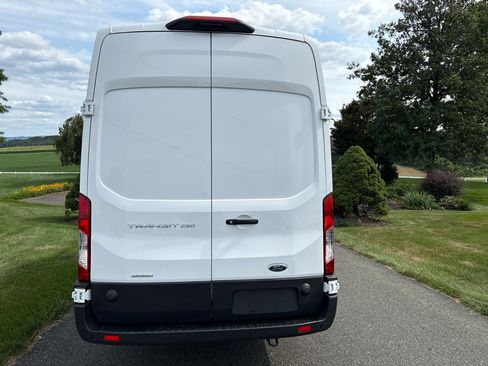 Used 2022 Ford Transit 250 148 High Roof Extended w/ Load Area Protection Package image 8