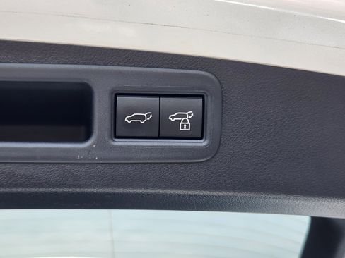 Used 2025 Lexus RX 350 w/ Convenience Package image 21