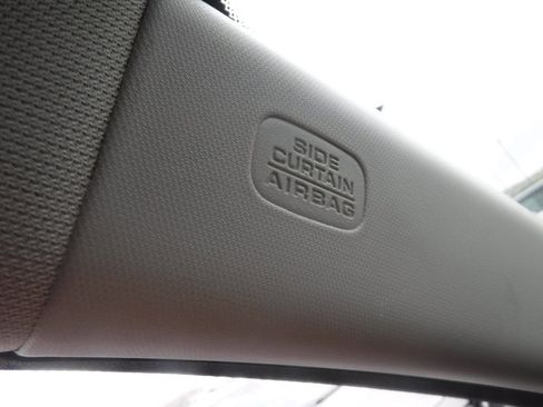 Used 2025 Honda CR-V EX image 31