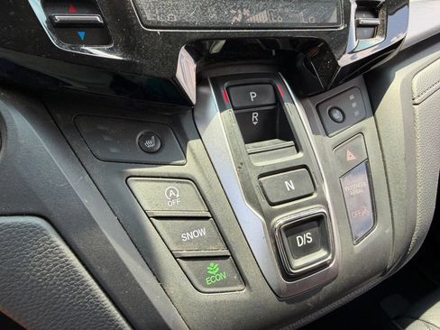 Used 2025 Honda Odyssey EX-L image 9