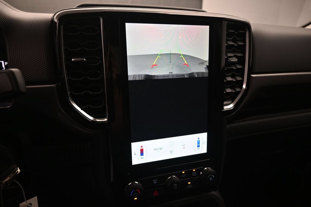 New 2026 Ford Ranger XLT w/ Black Appearance Package AWD/4WD image 13