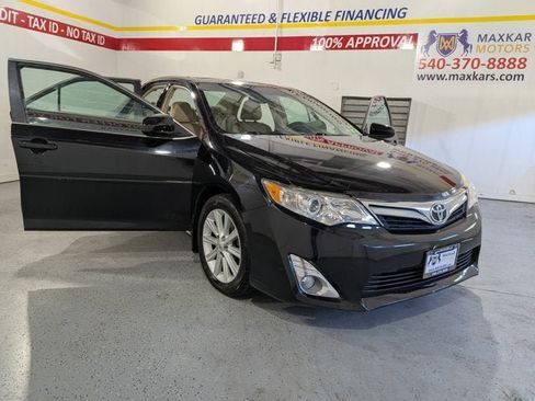Used 2012 Toyota Camry XLE image 9