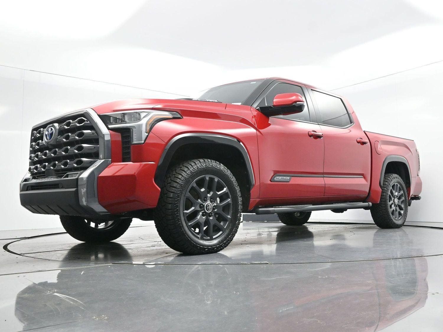 Used 2024 Toyota Tundra Platinum AWD/4WD image 46