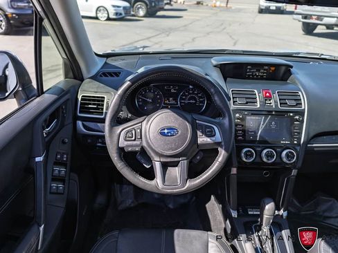 Used 2017 Subaru Forester 2.5i Touring image 2