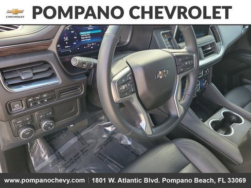 Used 2023 Chevrolet Tahoe Z71 w/ Luxury Package image 20