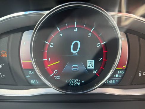 Used 2015 Volvo XC70 3.2 Platinum image 29