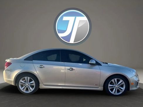 Used 2016 Chevrolet Cruze LTZ w/ Enhanced Safety Package image 6