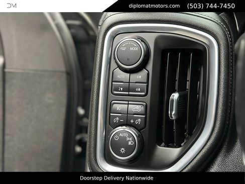 Used 2021 Chevrolet Silverado 1500 RST image 33