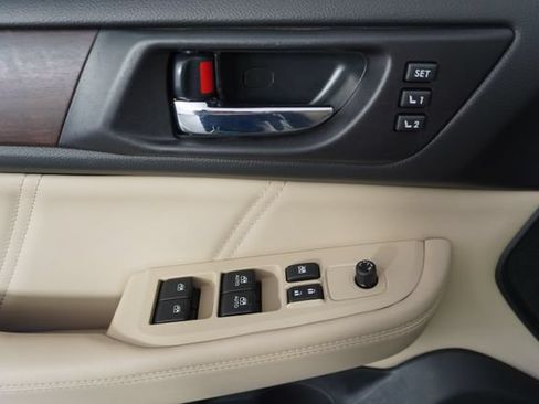 Used 2019 Subaru Outback 2.5i Limited AWD/4WD image 20