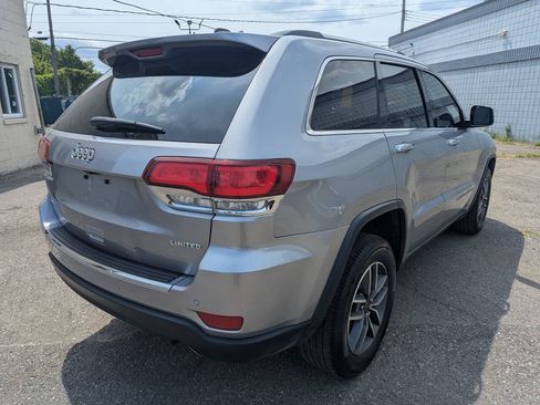 Used 2021 Jeep Grand Cherokee Limited AWD/4WD image 7