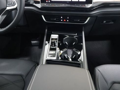New 2026 Volkswagen Atlas SE AWD/4WD image 20