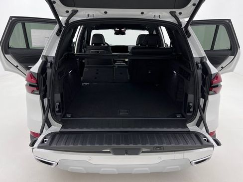 Used 2026 BMW X5 xDrive40i AWD/4WD image 7