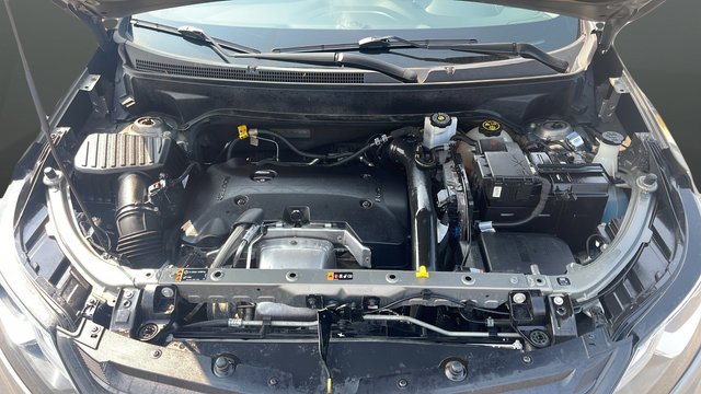 Used 2018 Chevrolet Equinox LT AWD/4WD image 29