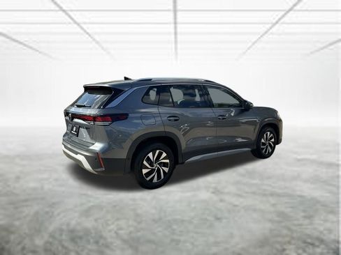 New 2026 Volkswagen Tiguan S FWD image 5