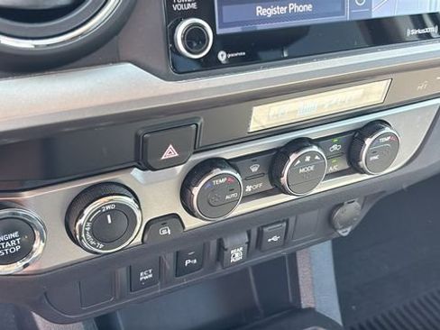 Used 2023 Toyota Tacoma SR5 AWD/4WD image 18