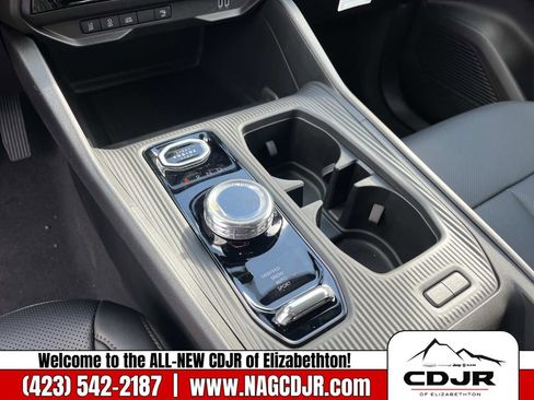 New 2026 Jeep Cherokee Limited image 27