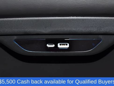 New 2026 Chrysler Pacifica Select AWD/4WD image 33
