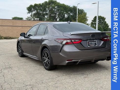 Used 2024 Toyota Camry SE w/ Convenience Package FWD image 5