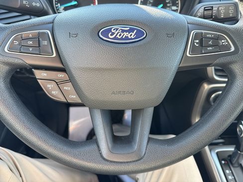 Used 2022 Ford EcoSport SE w/ SE Convenience Package image 14