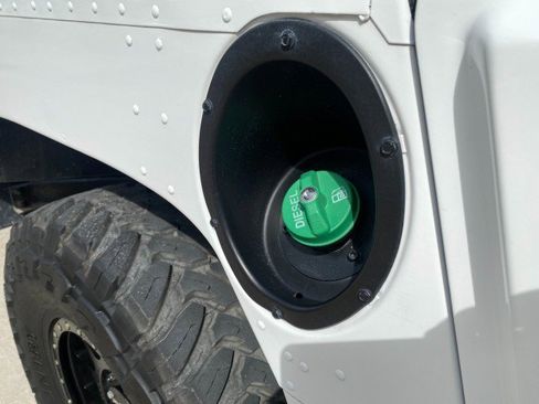 Used 1997 HUMMER H1 4-Door Wagon image 40