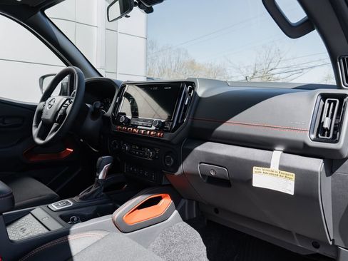 New 2026 Nissan Frontier PRO-4X AWD/4WD image 29