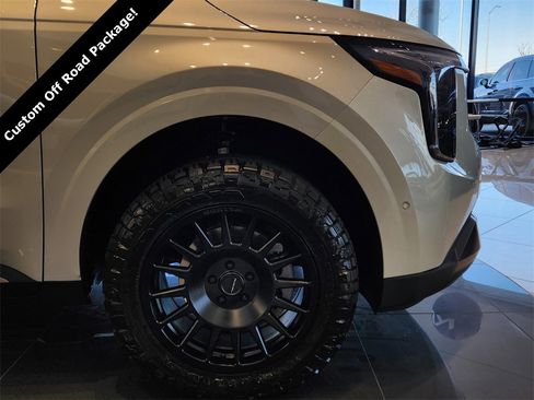 New 2026 Kia Carnival SX w/ SX Dark Edition Package image 5