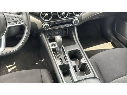 Used 2024 Nissan Sentra SV FWD image 24