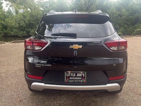 Used 2023 Chevrolet TrailBlazer LT w/ Convenience Package AWD/4WD image 6