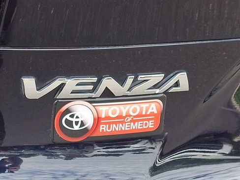 Used 2024 Toyota Venza XLE AWD/4WD image 30