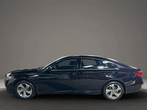 Used 2019 Honda Accord LX image 2
